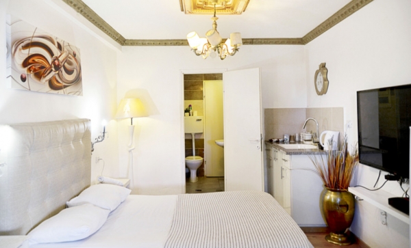 אדל רומס בירושלים 3