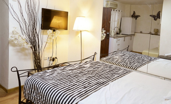 אדל רומס בירושלים 18